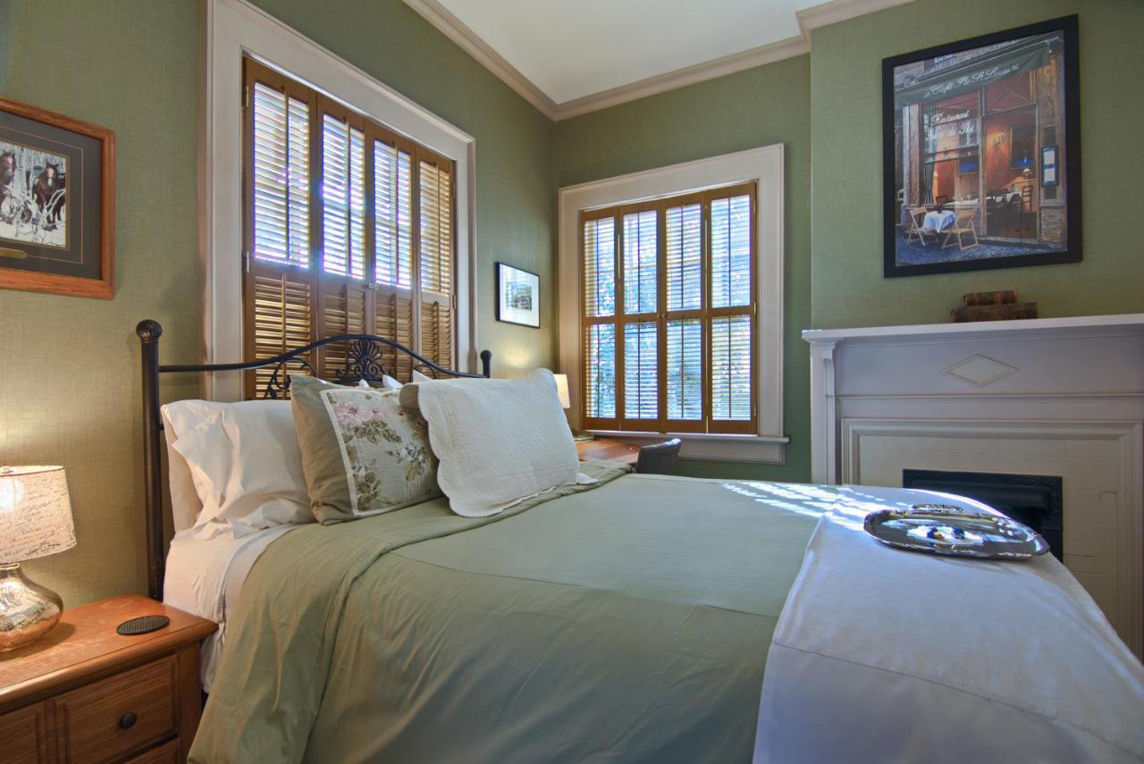 North Lodge On Oakland Bed And Breakfast Asheville Eksteriør bilde