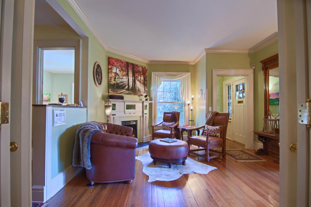 North Lodge On Oakland Bed And Breakfast Asheville Eksteriør bilde